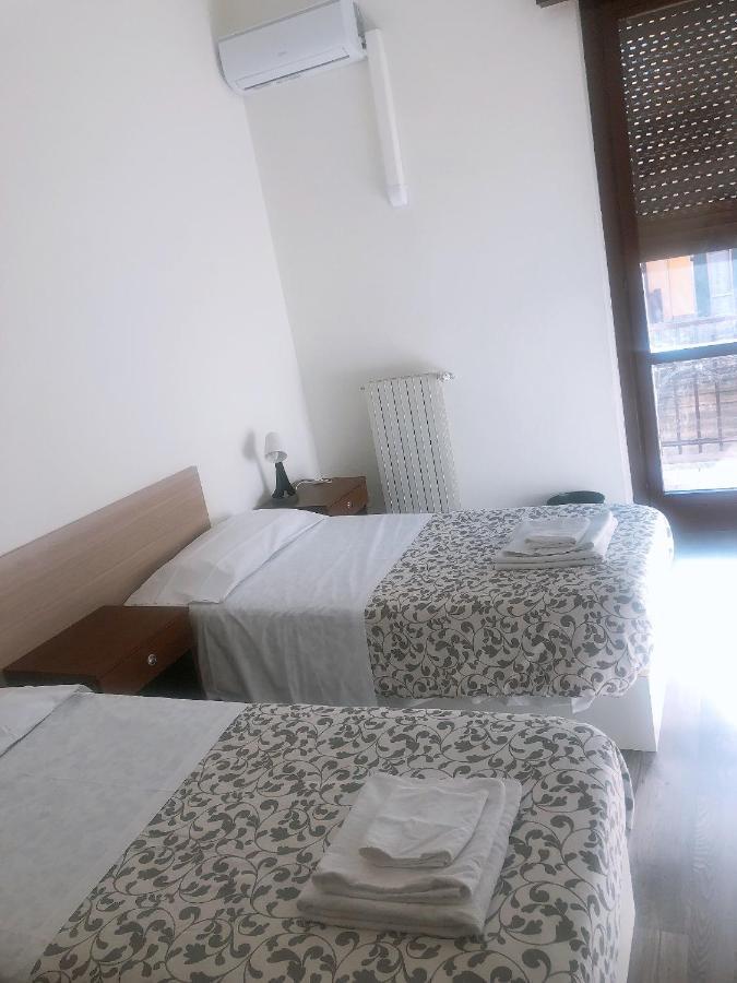 New Family Inn Pero Bagian luar foto