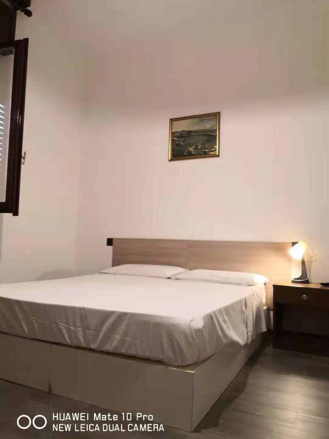 New Family Inn Pero Bagian luar foto